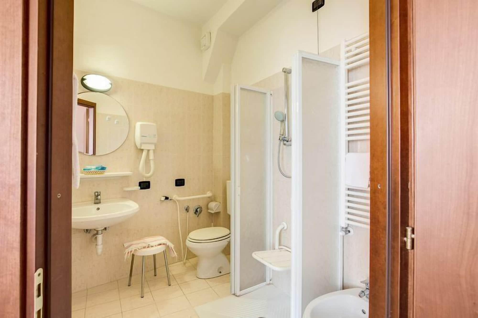 Hotel Roma Ассизи Экстерьер фото