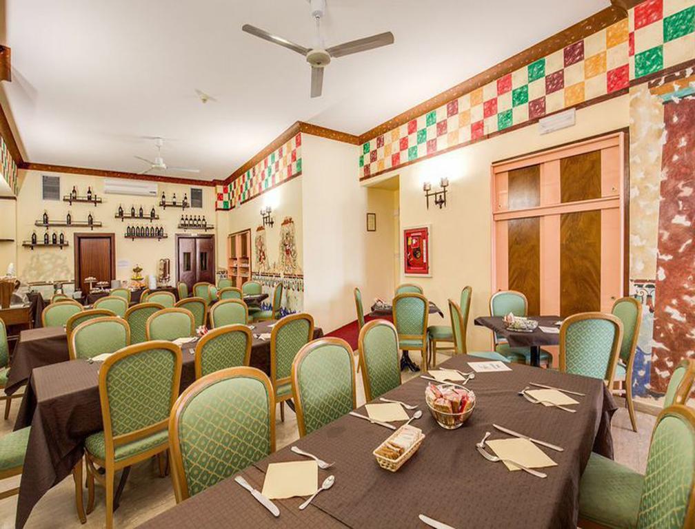 Hotel Roma Ассизи Экстерьер фото