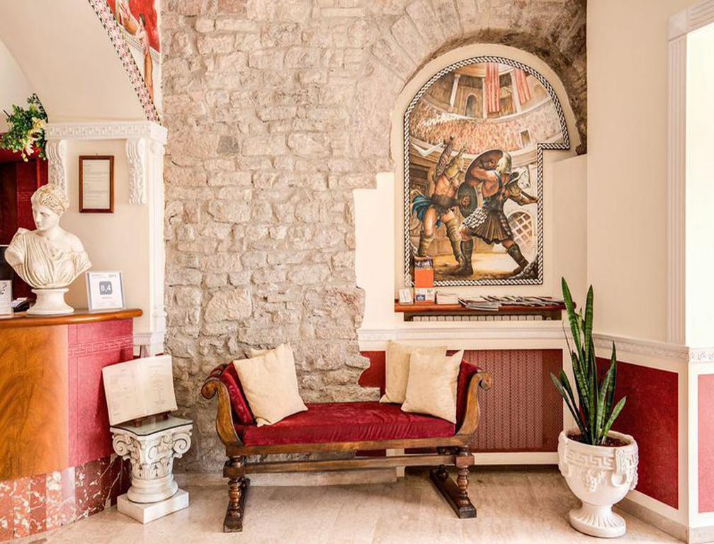 Hotel Roma Ассизи Экстерьер фото