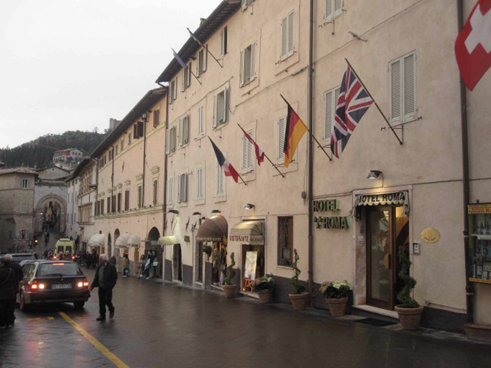 Hotel Roma Ассизи Экстерьер фото